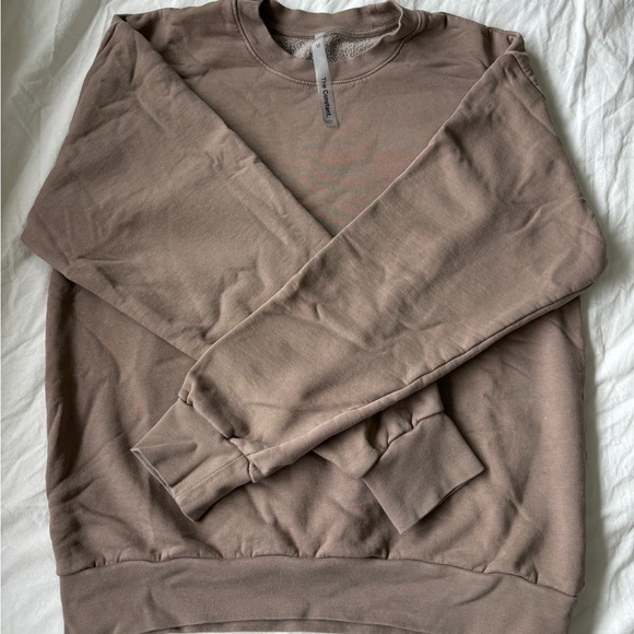 Aritzia Tops - Aritzia The Constant Sweatshirt